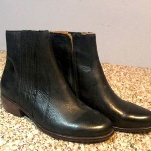 Latigo ankle leather boots